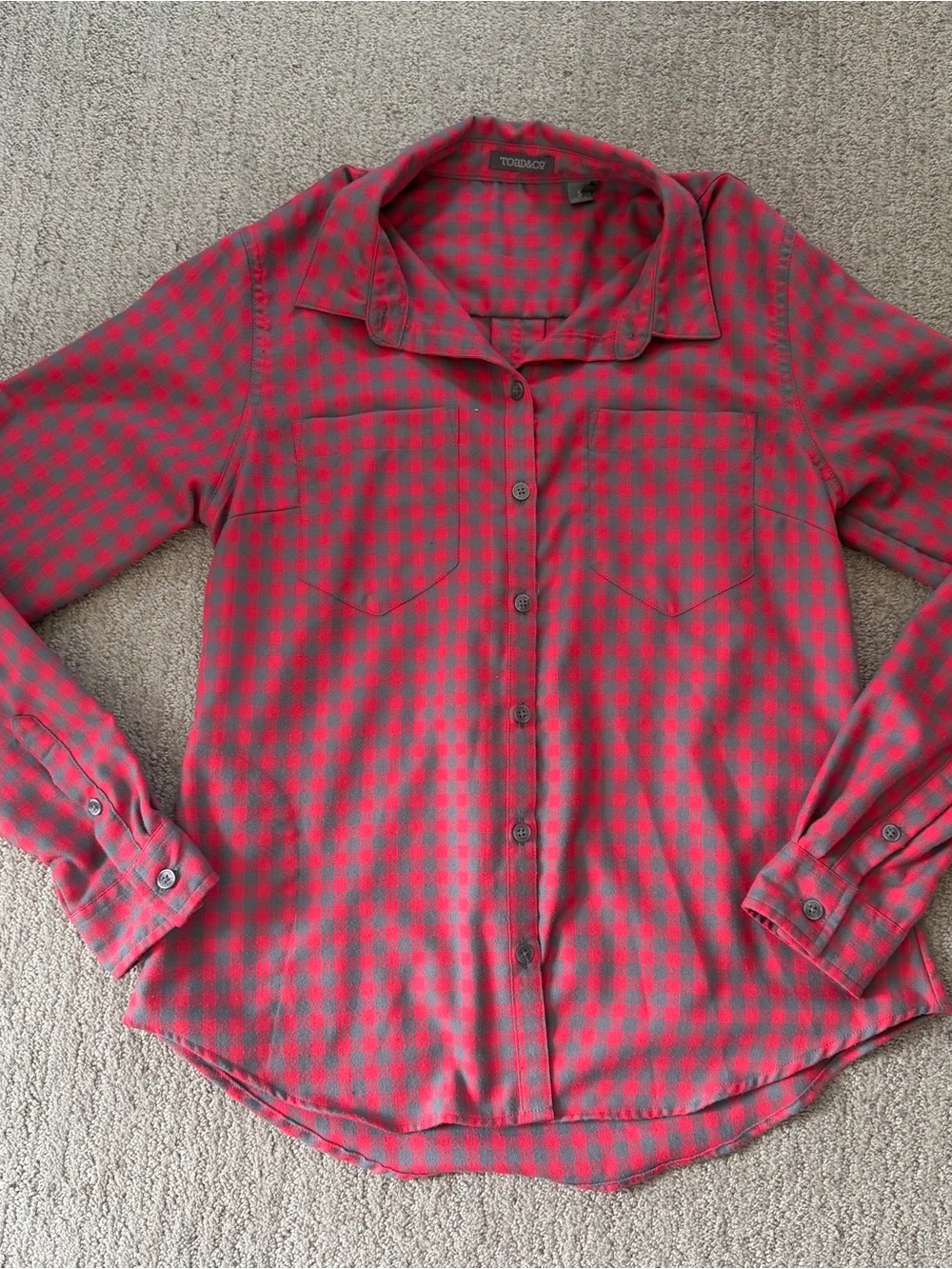 Toad&Co Flannel Button Up Long Sleeve Gingham Red and Grey Small Sustainable